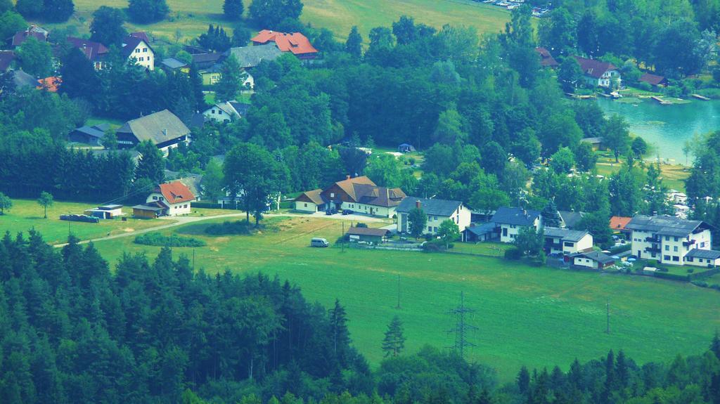 Landhaus Scherling Apartamento Keutschach am See Exterior foto